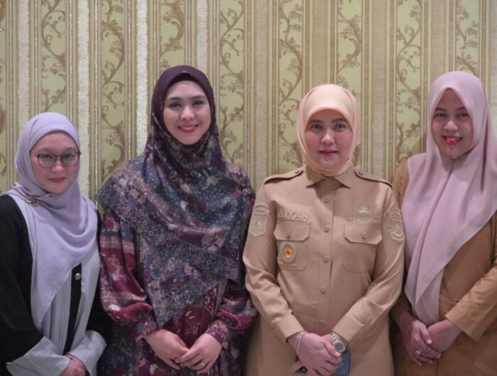 Wakil Wali Kota Makassar Hadiri Safari Dakwah Bersama Ustadzah Oki Setiana Dewi, Disambut Antusias Para Remaja