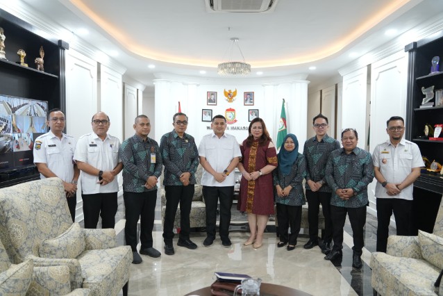 Wali Kota Makassar Tekankan Pengawasan Transaksi Pinjol, Dukung BPR Tumbuh Lebih Baik