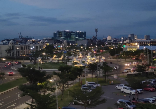 Dampak Algoritma Media Sosial terhadap Penyebaran Berita Islami: Antara Peluang dan Tantangan di Era Digital