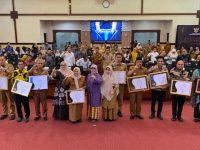 Pemkot Makassar Raih Predikat "Informatif" pada Anugerah Keterbukaan Informasi Publik 2025
