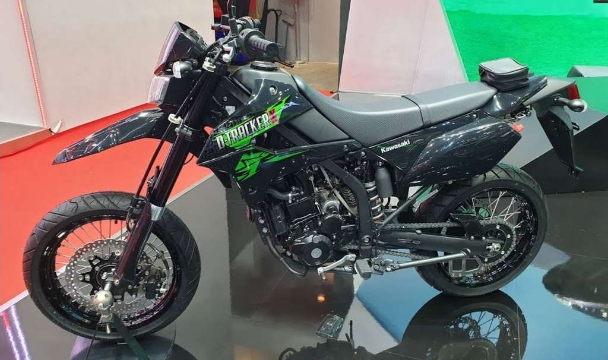 Kawasaki D-Tracker X, Supermoto 250 cc yang Praktis untuk Aktivitas Sehari-hari dan Jelajah Ringan