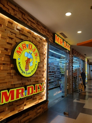 Ritel Manfaatkan Lonjakan Konsumsi Akhir Tahun, MR.D.I.Y. Genjot Promo Nasional