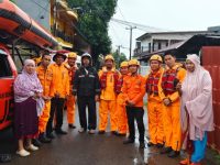 Instruksi Wali Kota Bergerak Cepat, BPBD Makassar All Out Tangani Banjir dan Evakuasi Warga