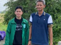 **Kolaborasi Warga dan Mahasiswa KKN, Kerja Bakti Desa Ujunge Semarakkan HUT Wajo ke-627**