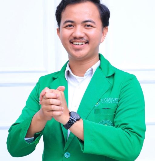Cetak Kembali Sejarah di Kampus Peradaban: Eks Presma UIN Alauddin Makassar Lulus Tanpa Skripsi Lewat Publikasi Jurnal Ilmiah.