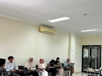 Mahasiswa Keluhkan AC Kurang Optimal di Sejumlah Ruang Kuliah Gedung A FTK UIN Alauddin Makassar.