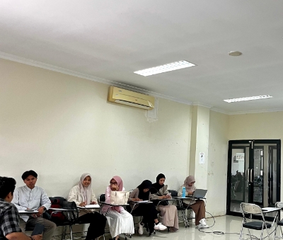 Mahasiswa Keluhkan AC Kurang Optimal di Sejumlah Ruang Kuliah Gedung A FTK UIN Alauddin Makassar.